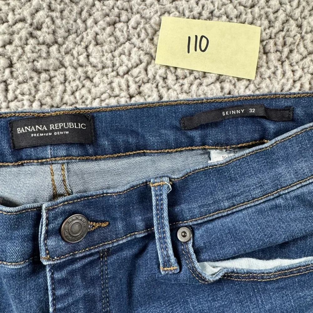Banana Republic Blue Distressed Skinny Jeans size 32 - Picture 3 of 6